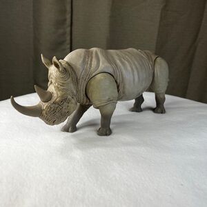 Lanard Jumanji charging Rhino with sound 12”